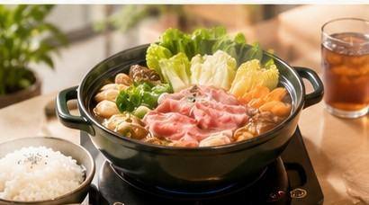 Personal pot. Fresh ingredients. Cooked at your table.